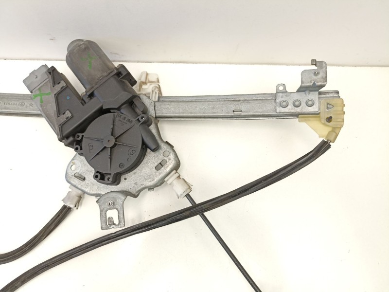 Recambio de elevalunas delantero derecho para citroën xsara (n1) 2.0 hdi 90 referencia OEM IAM 9222L0  