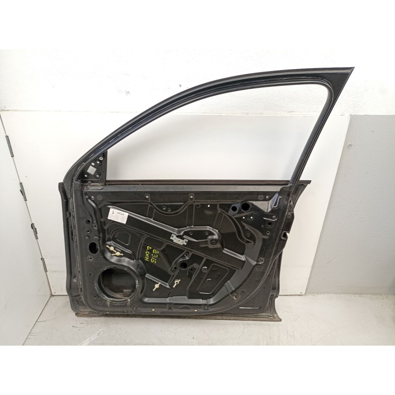 Recambio de puerta delantera derecha para volkswagen touareg (7la, 7l6, 7l7) 2.5 r5 tdi referencia OEM IAM 7L0831056L  