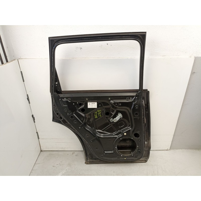 Recambio de puerta trasera izquierda para volkswagen touareg (7la, 7l6, 7l7) 2.5 r5 tdi referencia OEM IAM 7L0833055M  