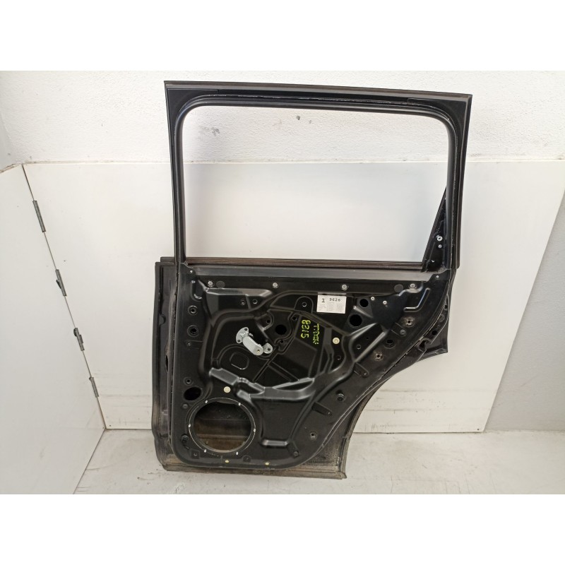 Recambio de puerta trasera derecha para volkswagen touareg (7la, 7l6, 7l7) 2.5 r5 tdi referencia OEM IAM 7L0833056M  