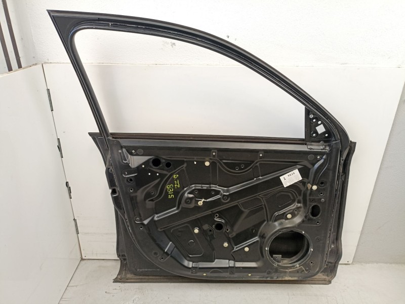Recambio de puerta delantera izquierda para volkswagen touareg (7la, 7l6, 7l7) 2.5 r5 tdi referencia OEM IAM 7L0831055L  
