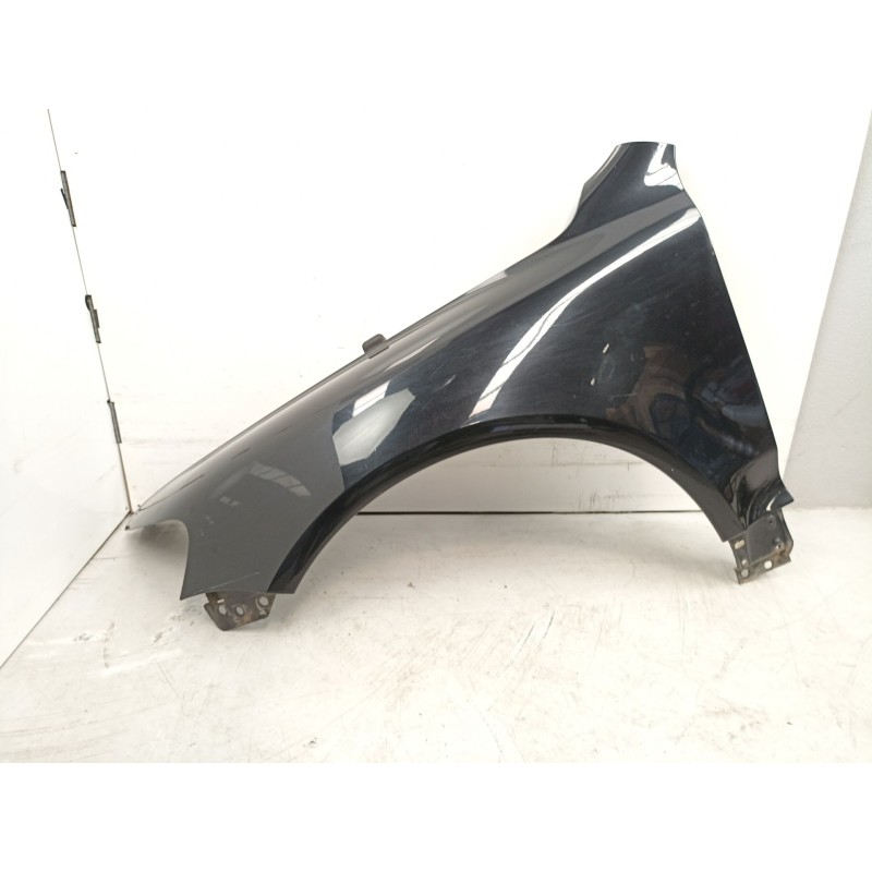 Recambio de aleta delantera izquierda para volkswagen touareg (7la, 7l6, 7l7) 2.5 r5 tdi referencia OEM IAM 7L6821101K  