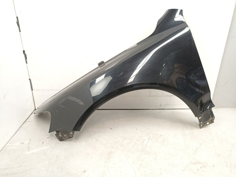 Recambio de aleta delantera izquierda para volkswagen touareg (7la, 7l6, 7l7) 2.5 r5 tdi referencia OEM IAM 7L6821101K  