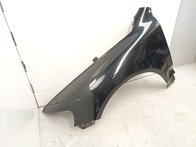 Recambio de aleta delantera izquierda para volkswagen touareg (7la, 7l6, 7l7) 2.5 r5 tdi referencia OEM IAM 7L6821101K  