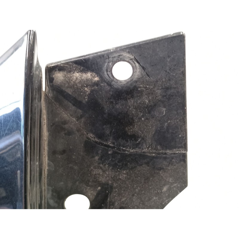 Recambio de aleta delantera izquierda para volkswagen touareg (7la, 7l6, 7l7) 2.5 r5 tdi referencia OEM IAM 7L6821101K  