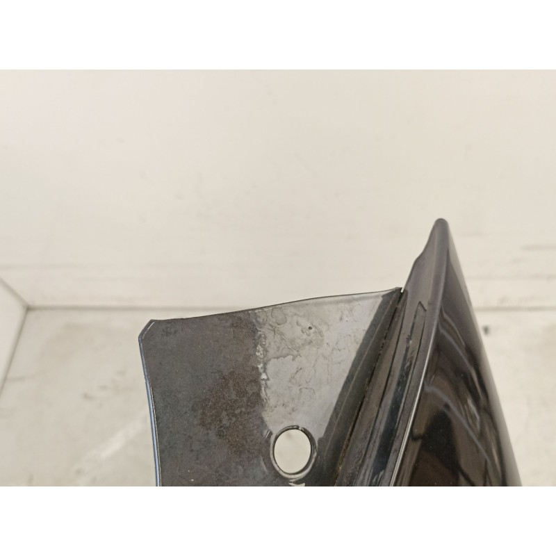 Recambio de aleta delantera derecha para volkswagen touareg (7la, 7l6, 7l7) 2.5 r5 tdi referencia OEM IAM 7L6821102K  