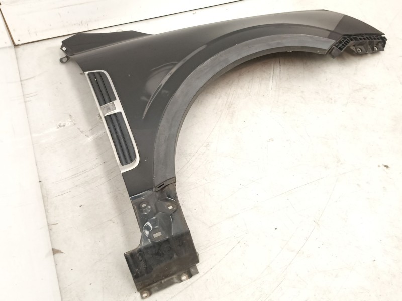 Recambio de aleta delantera derecha para opel antara cosmo 4x4 referencia OEM IAM 96661149  