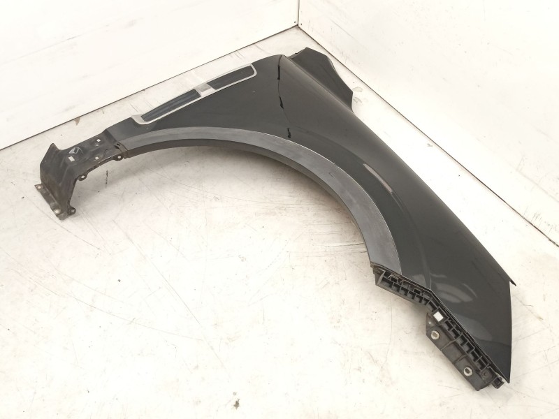 Recambio de aleta delantera derecha para opel antara cosmo 4x4 referencia OEM IAM 96661149  