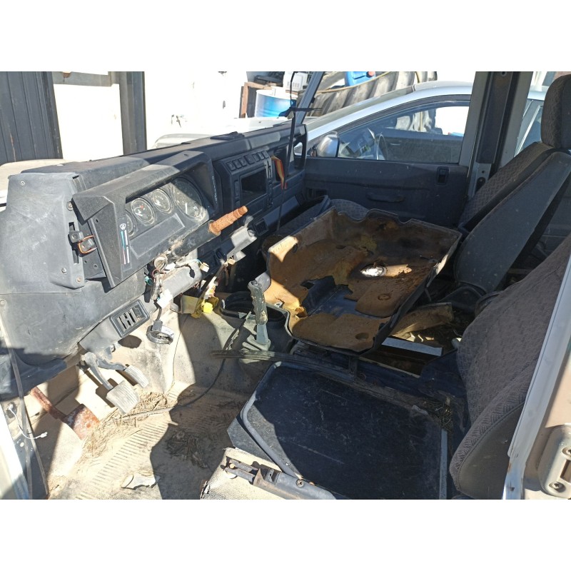 Recambio de carroceria para land rover defender station wagon (l316) 2.5 td5 4x4 (l316) referencia OEM IAM   