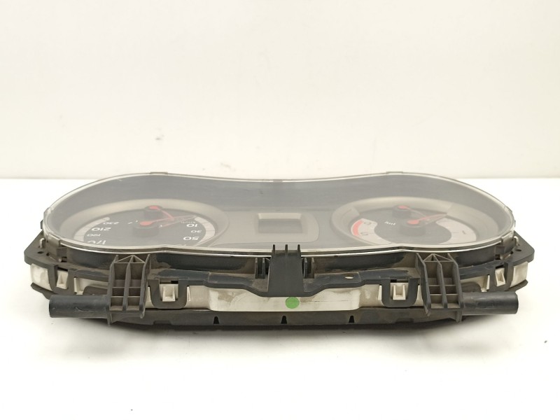 Recambio de cuadro instrumentos para renault clio iii (br0/1, cr0/1) 1.5 dci (br17, cr17) referencia OEM IAM 8200582709  
