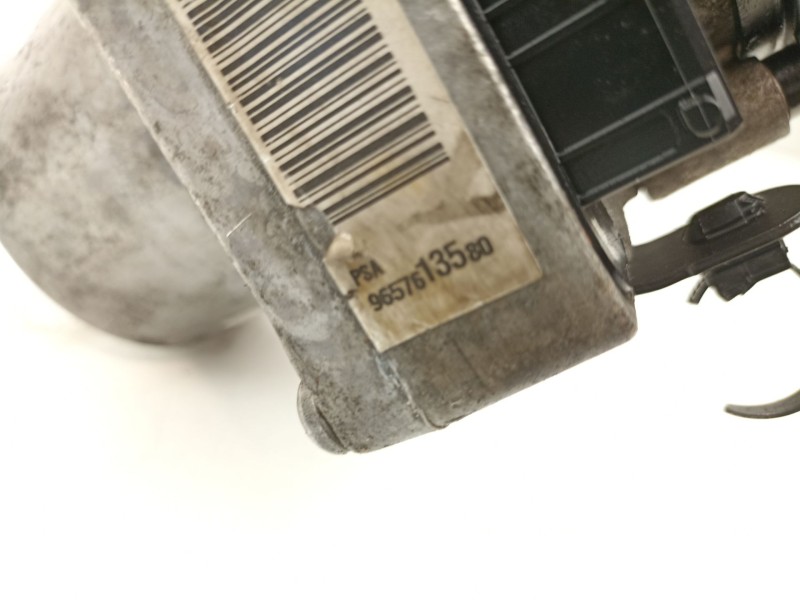 Recambio de bomba direccion electrica para citroën c4 coupé (la_) 1.6 hdi referencia OEM IAM 9657613580  