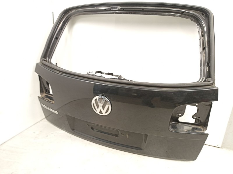 Recambio de porton trasero para volkswagen touareg (7la, 7l6, 7l7) 2.5 r5 tdi referencia OEM IAM 7L6827025AS  