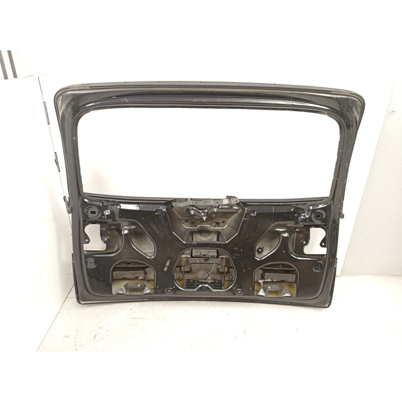 Recambio de porton trasero para volkswagen touareg (7la, 7l6, 7l7) 2.5 r5 tdi referencia OEM IAM 7L6827025AS  