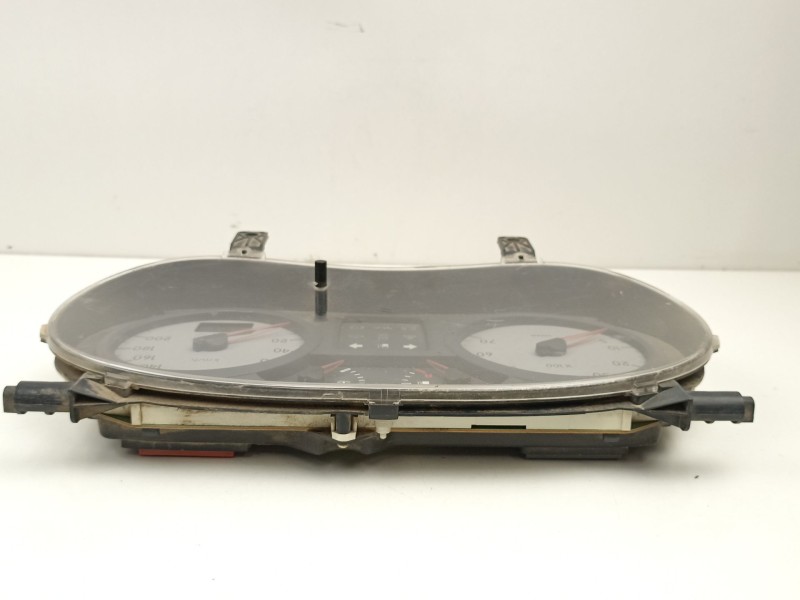 Recambio de cuadro instrumentos para renault kangoo 1.9 dci /f9q 37 4x4 referencia OEM IAM 8200176652  