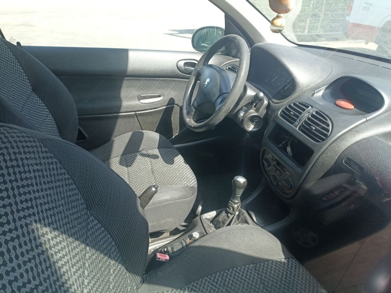 peugeot 206 hatchback (2a/c) del año 2002