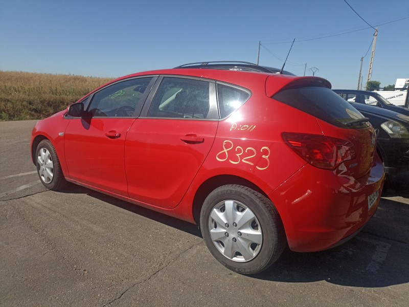 opel astra j (p10) del año 2009