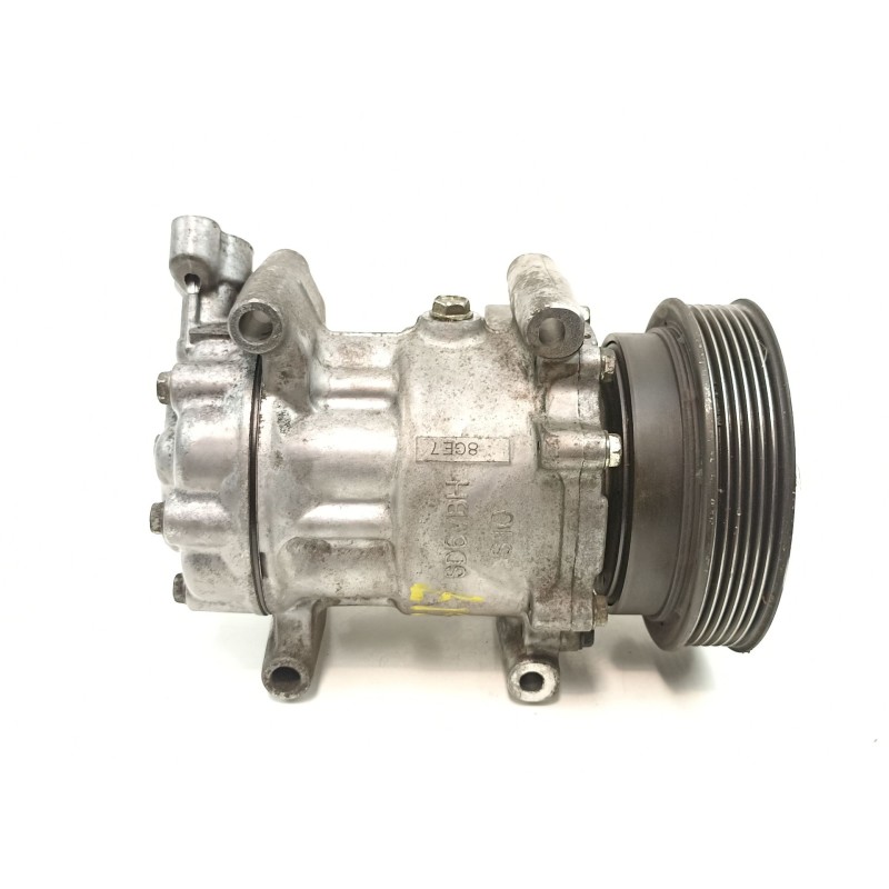Recambio de compresor aire acondicionado para renault clio iii (br0/1, cr0/1) 1.5 dci (br17, cr17) referencia OEM IAM 8200365787