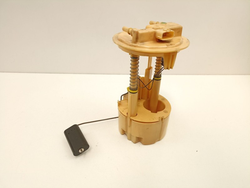 Recambio de bomba combustible aforador para renault clio iii (br0/1, cr0/1) 1.5 dci (br17, cr17) referencia OEM IAM 8200263039 0