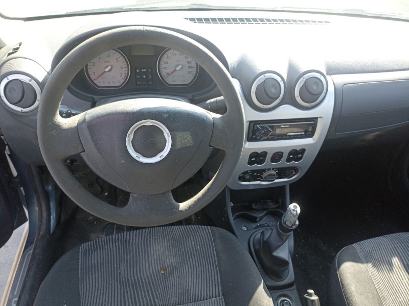 dacia logan (ls_) del año 2010