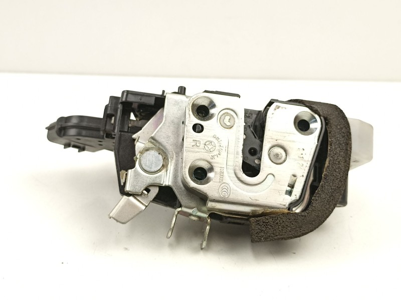 Recambio de cerradura puerta trasera derecha para nissan juke (f15) 1.5 dci referencia OEM IAM 825001KA0A  