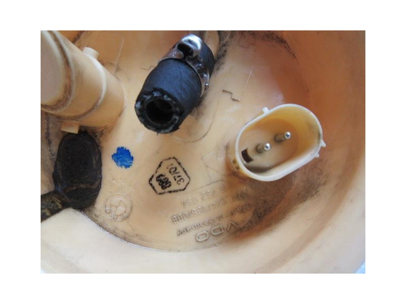 Recambio de bomba gasolina / aforadores : bmw 320 : 2.0 td (149,56cv) [2001] para bmw  320 2.0 td referencia OEM IAM LOSDOS  