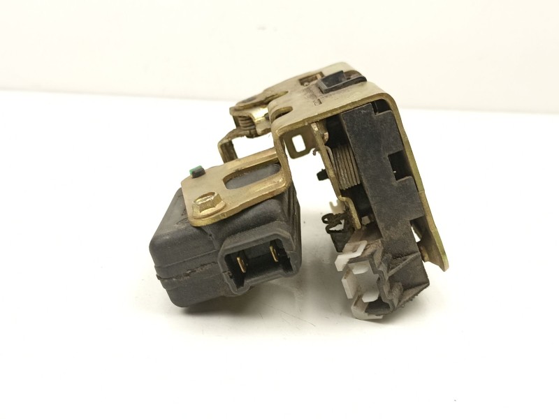 Recambio de cerradura puerta delantera derecha para renault 21 sedán (l48_) 2.0 (l48r) referencia OEM IAM 7701034394  