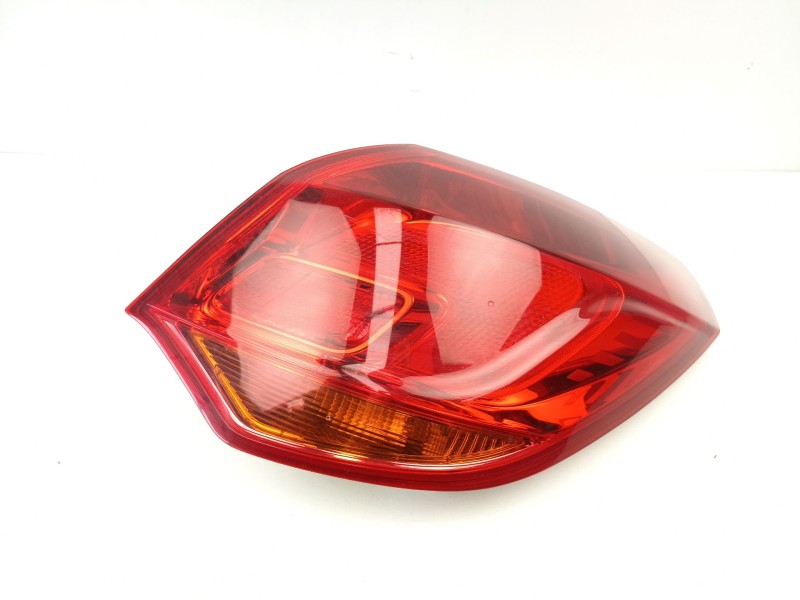 Recambio de piloto trasero derecho para opel astra j (p10) 1.3 cdti (68) referencia OEM IAM 13306454  