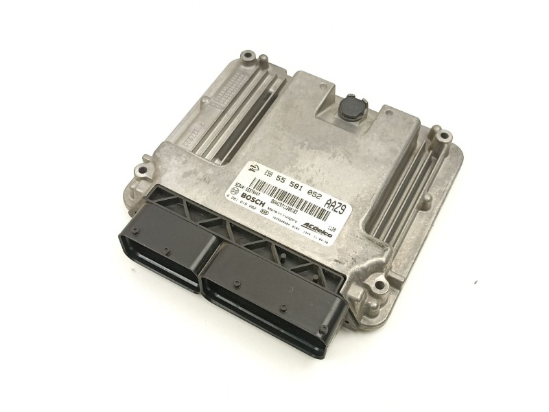 Recambio de centralita para opel astra j (p10) 1.3 cdti (68) referencia OEM IAM 55579447 0281018082 55581052