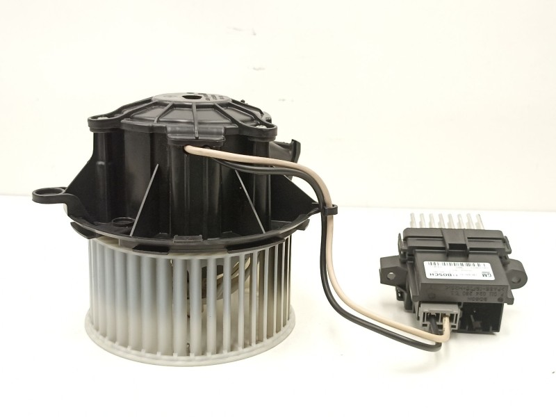 Recambio de motor calefaccion para opel astra j (p10) 1.3 cdti (68) referencia OEM IAM 13276230 U7253002 