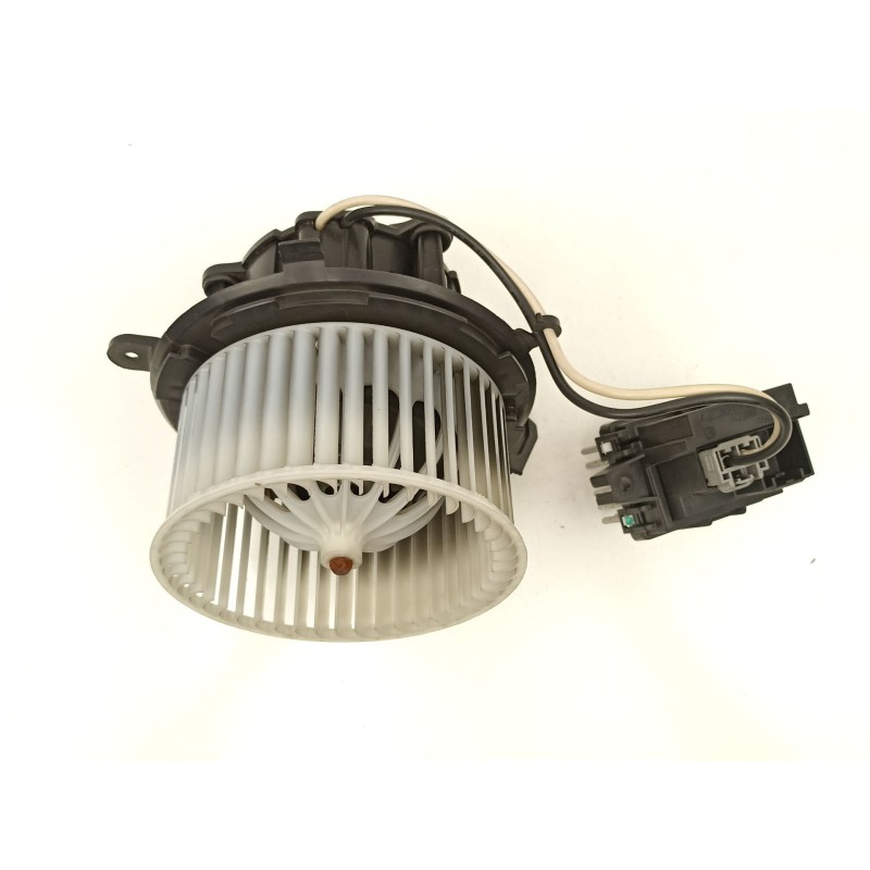 Recambio de motor calefaccion para opel astra j (p10) 1.3 cdti (68) referencia OEM IAM 13276230 U7253002 