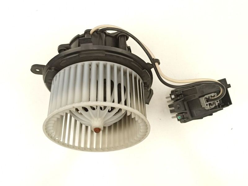 Recambio de motor calefaccion para opel astra j (p10) 1.3 cdti (68) referencia OEM IAM 13276230 U7253002 