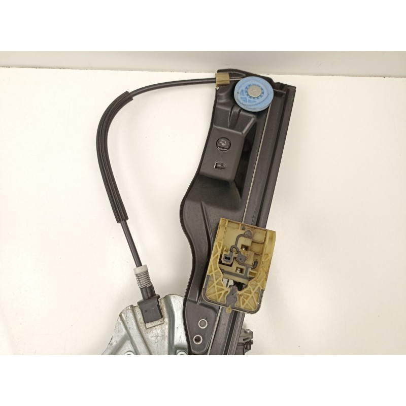 Recambio de elevalunas delantero izquierdo para opel astra j (p10) 1.3 cdti (68) referencia OEM IAM 13350757 912048106 