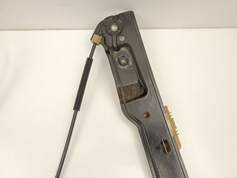 Recambio de elevalunas delantero izquierdo para opel astra j (p10) 1.3 cdti (68) referencia OEM IAM 13350757 912048106 