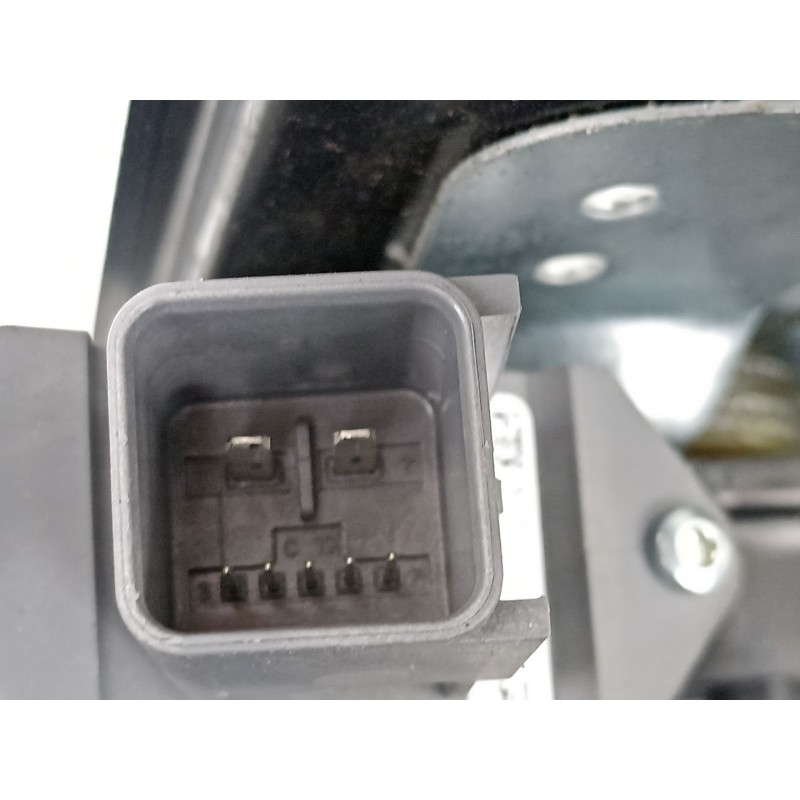 Recambio de elevalunas delantero izquierdo para opel astra j (p10) 1.3 cdti (68) referencia OEM IAM 13350757 912048106 