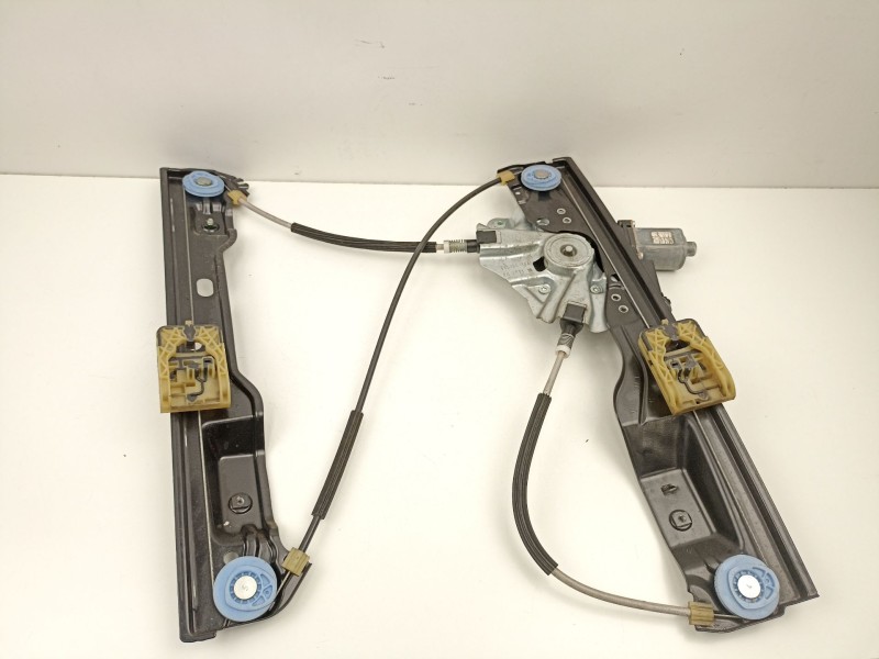 Recambio de elevalunas delantero derecho para opel astra j (p10) 1.3 cdti (68) referencia OEM IAM 13350759 912049106 