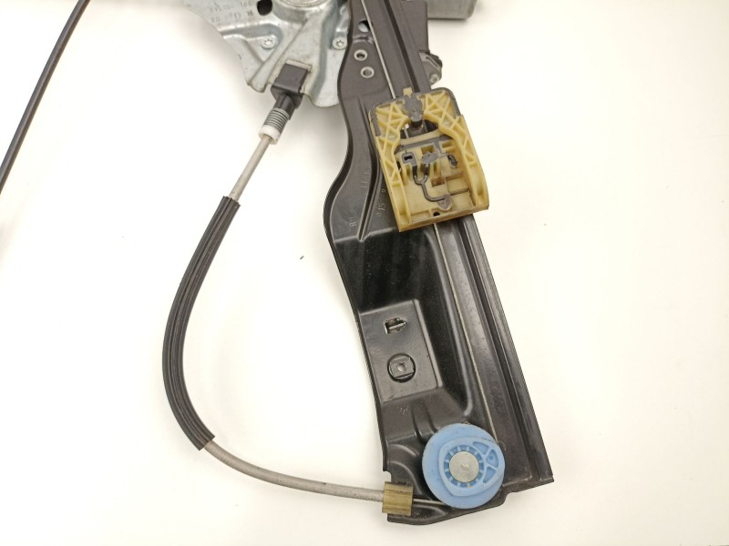 Recambio de elevalunas delantero derecho para opel astra j (p10) 1.3 cdti (68) referencia OEM IAM 13350759 912049106 