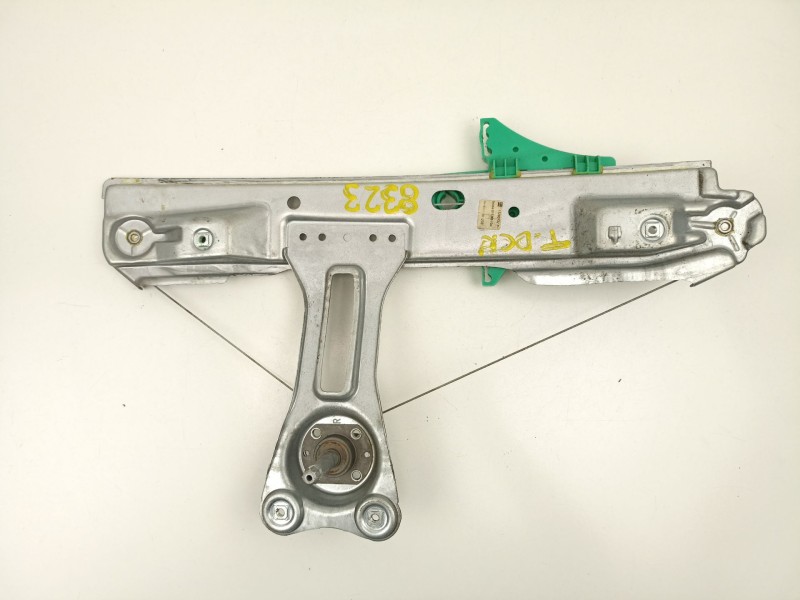 Recambio de elevalunas trasero derecho para opel astra j (p10) 1.3 cdti (68) referencia OEM IAM 13260132 915348104 