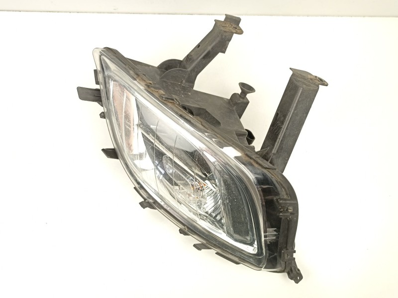 Recambio de antiniebla derecho para opel astra j (p10) 1.3 cdti (68) referencia OEM IAM 13293619  