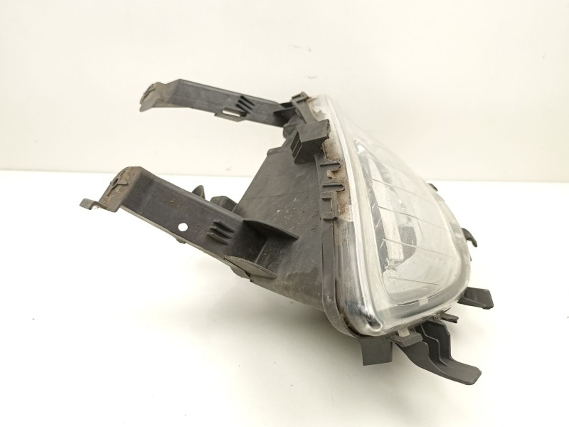Recambio de antiniebla derecho para opel astra j (p10) 1.3 cdti (68) referencia OEM IAM 13293619  