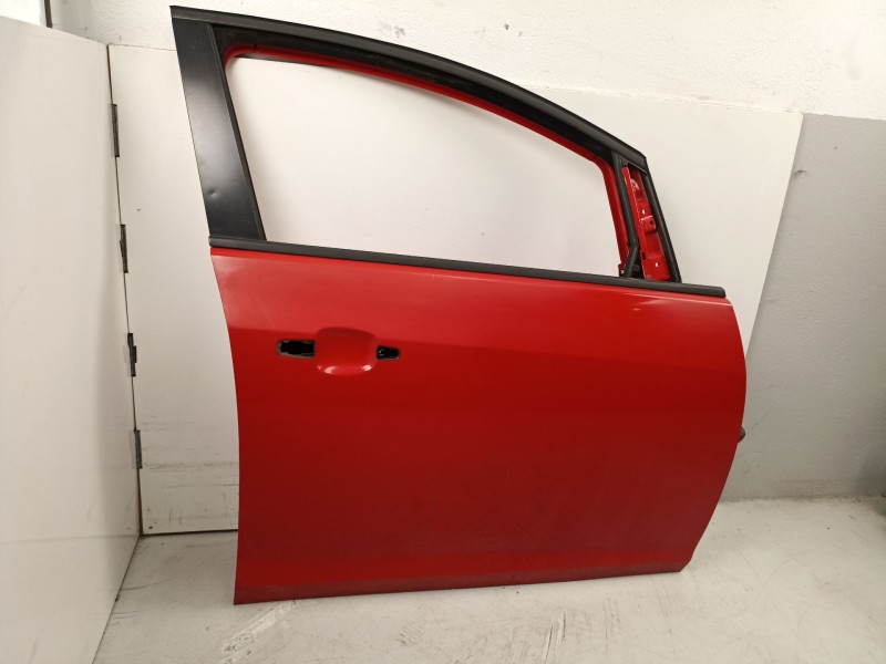 Recambio de puerta delantera derecha para opel astra j (p10) 1.3 cdti (68) referencia OEM IAM 13285607  