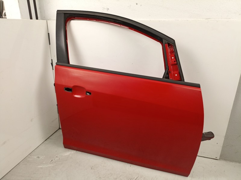 Recambio de puerta delantera derecha para opel astra j (p10) 1.3 cdti (68) referencia OEM IAM 13285607  
