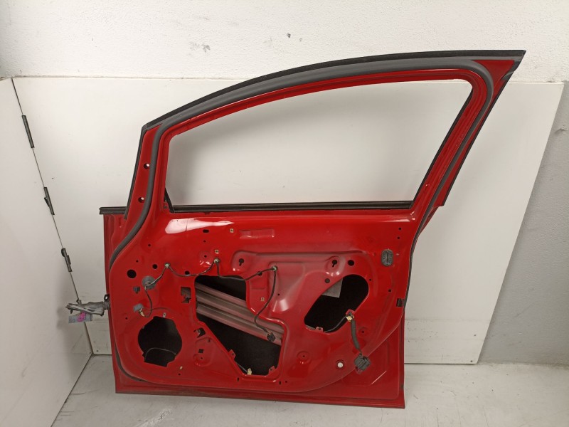 Recambio de puerta delantera derecha para opel astra j (p10) 1.3 cdti (68) referencia OEM IAM 13285607  