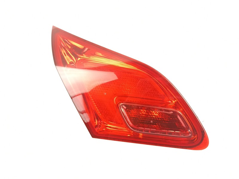 Recambio de piloto porton izquierdo para opel astra j (p10) 1.3 cdti (68) referencia OEM IAM 13306455  