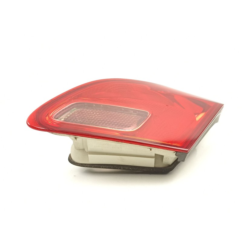 Recambio de piloto porton derecho para opel astra j (p10) 1.3 cdti (68) referencia OEM IAM 13306456  