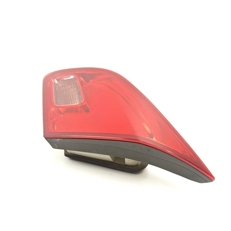 Recambio de piloto porton derecho para opel astra j (p10) 1.3 cdti (68) referencia OEM IAM 13306456  