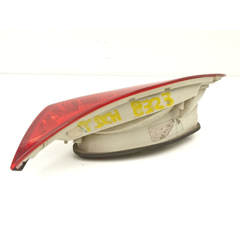 Recambio de piloto porton derecho para opel astra j (p10) 1.3 cdti (68) referencia OEM IAM 13306456  