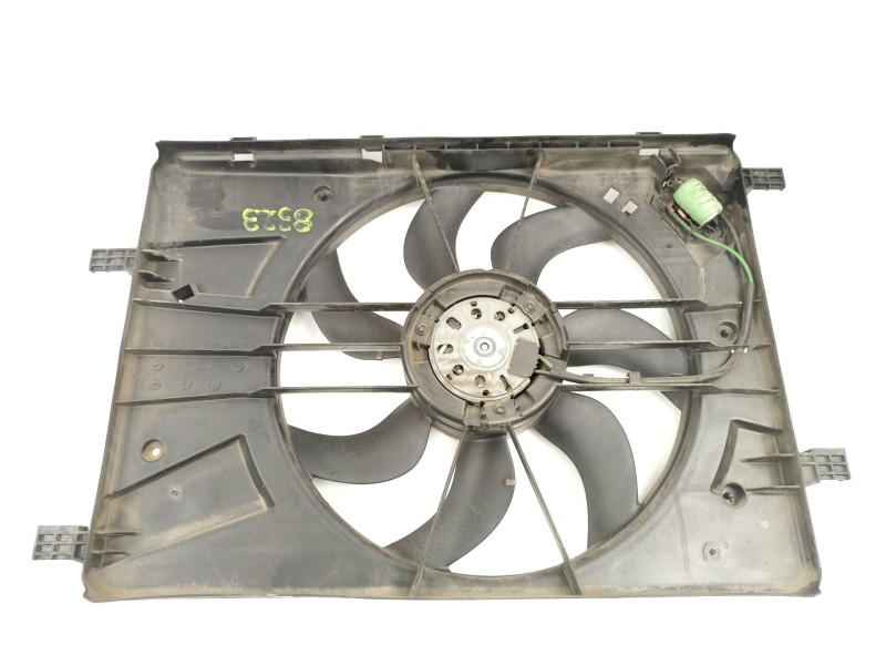 Recambio de electroventilador para opel astra j (p10) 1.3 cdti (68) referencia OEM IAM 13250332  