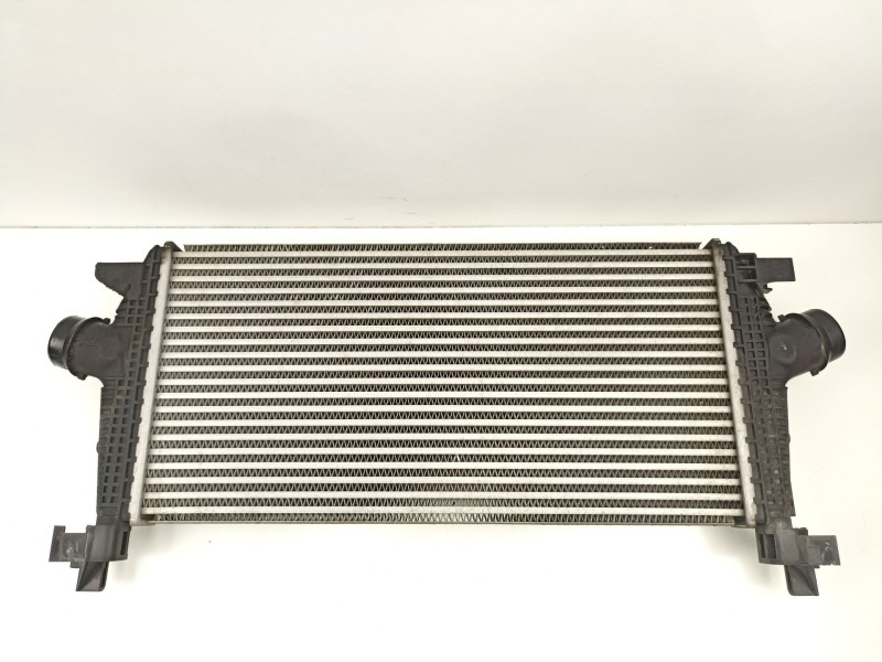Recambio de radiador intercooler para opel astra j (p10) 1.3 cdti (68) referencia OEM IAM 13267646  