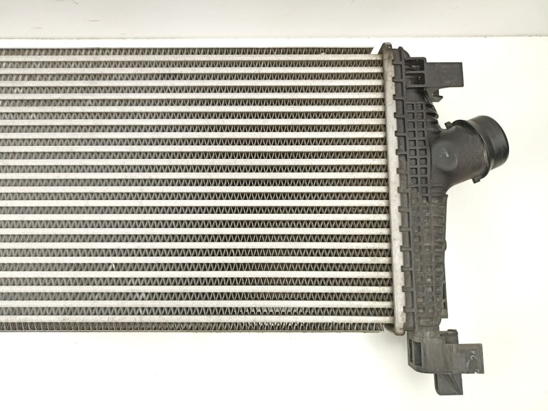 Recambio de radiador intercooler para opel astra j (p10) 1.3 cdti (68) referencia OEM IAM 13267646  