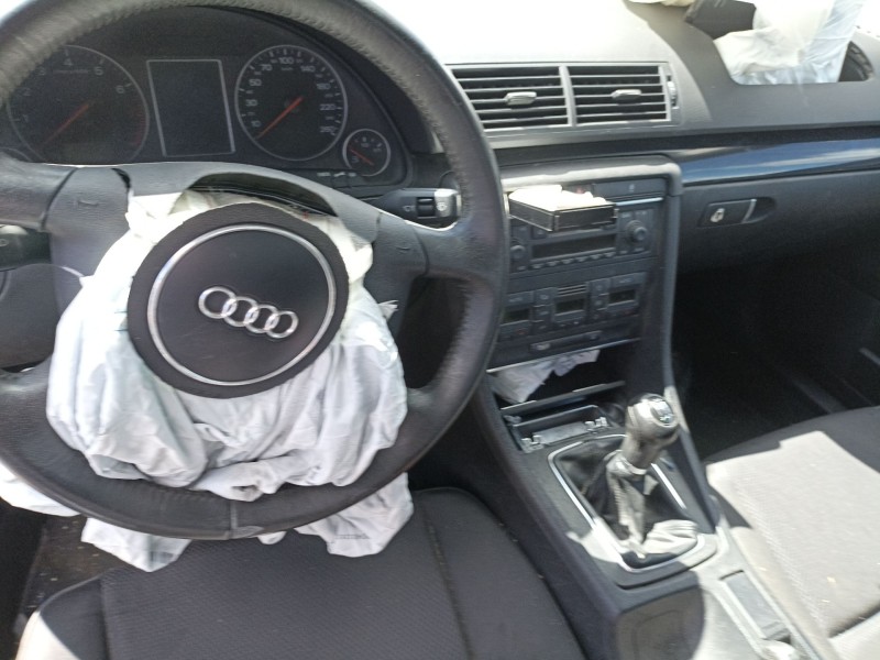 audi a4 b6 (8e2) del año 2000